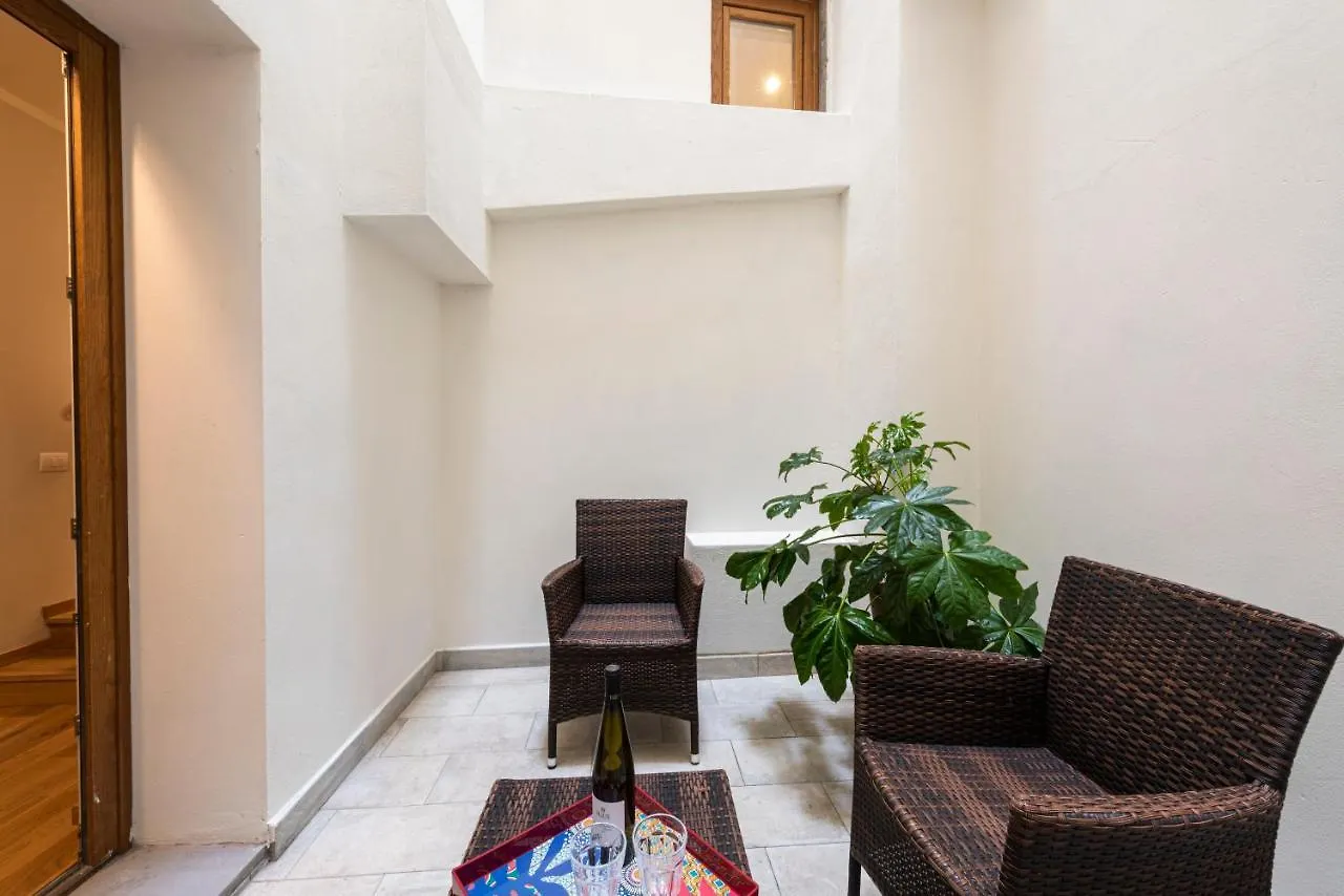 Apartments Florence Italy